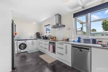 16 Ingestre Street, Whanganui Central