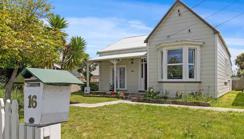 16 Ingestre Street, Whanganui Central
