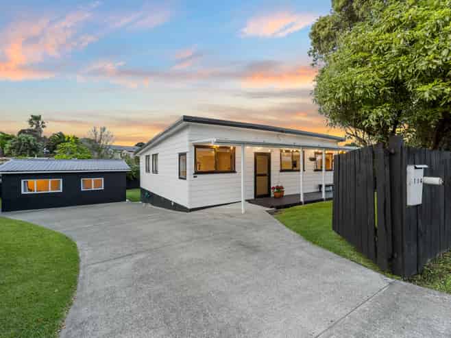 114 Colwill Road, Massey