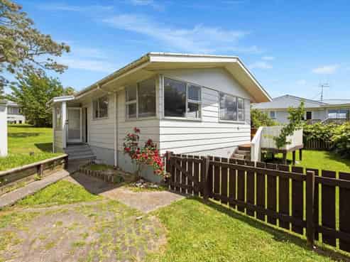 117 Sutherland Road, Brookfield