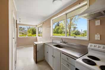 117 Sutherland Road, Brookfield