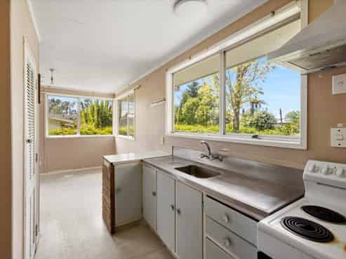 117 Sutherland Road, Brookfield