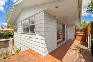 117 Sutherland Road, Brookfield