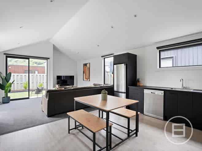 5 Bellamore Street, LAKE HAYES