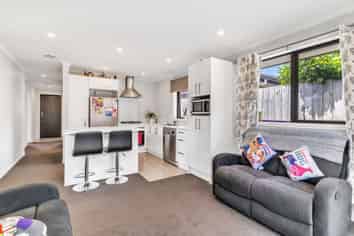 16 Haddonstone Ave, Rototuna