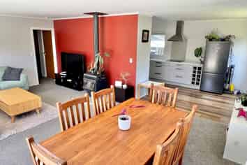 18 Makarini Street, Paraparaumu