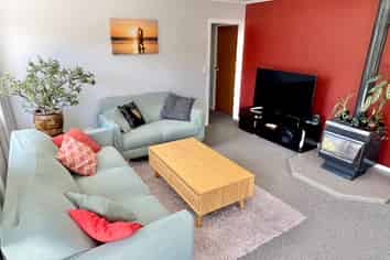 18 Makarini Street, Paraparaumu