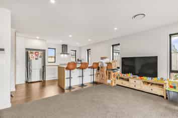 11 Silverstone Loop, Rolleston