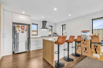 11 Silverstone Loop, Rolleston