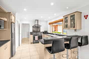 13 Paget Drive, Woodend