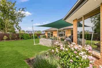 13 Paget Drive, Woodend