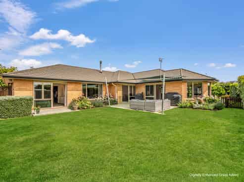 13 Paget Drive, Woodend