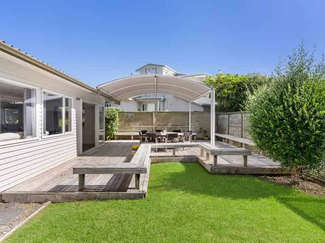 14 Tui Street, Torbay