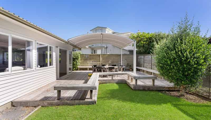 14 Tui Street, Torbay