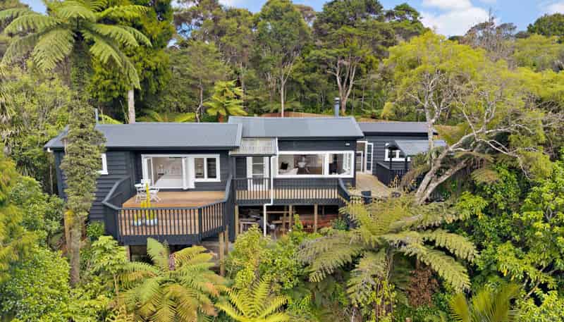 25 Turanga Road, Henderson Valley