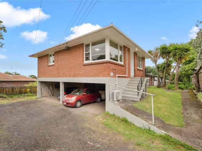 1/874A Dominion Road, Mount Eden