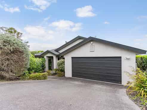 115 Tauranga Place, Orewa