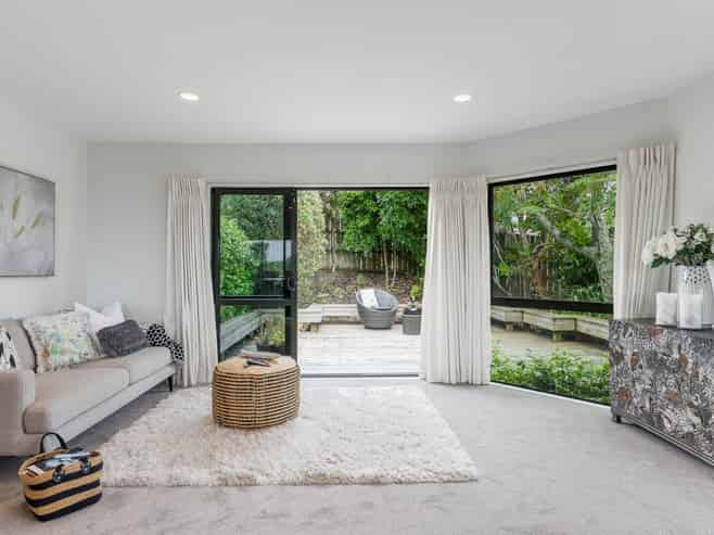 115 Tauranga Place, Orewa