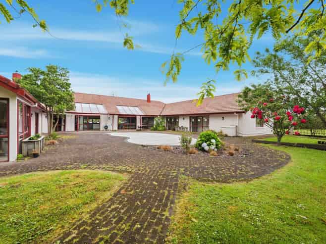 482 State Highway 16, Kumeu