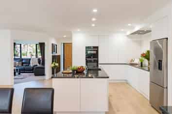 11 Spinnaker Point,, Paihia