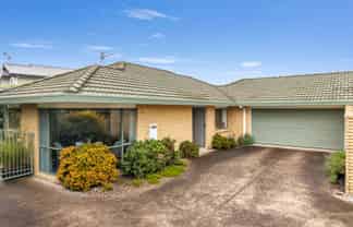 36 Olympus Grove, Papamoa