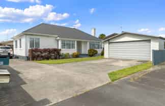 12 Bains Avenue, HAMILTON EAST