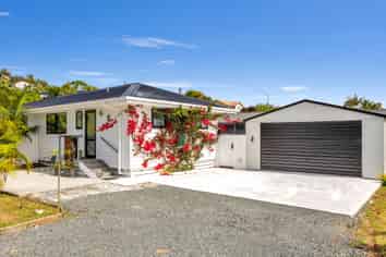 9 Meenas Place, Cable Bay