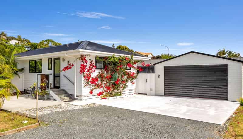 9 Meenas Place, Cable Bay