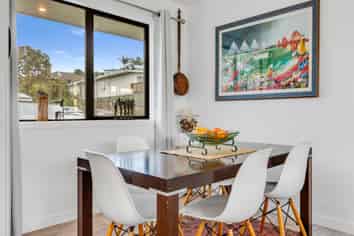 9 Meenas Place, Cable Bay