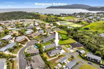 9 Meenas Place, Cable Bay