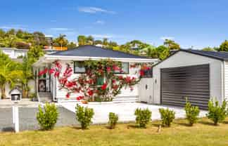 9 Meenas Place, Cable Bay