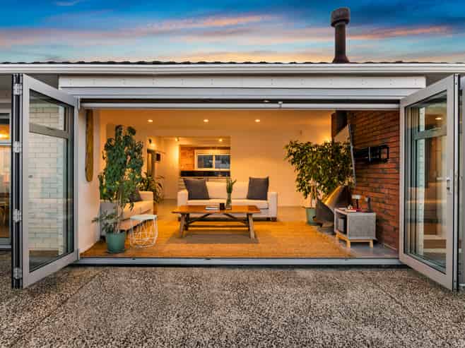 55 Matipo Road, Te Atatu Peninsula