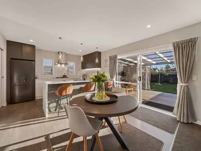 27 Eglinton Street, Avondale