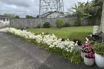 8 Carey Place, Otara