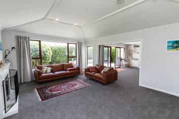 23A Parkvale Road, Karori