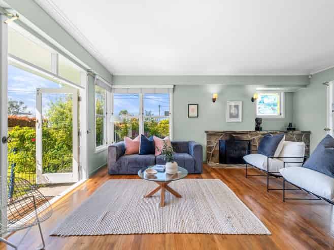 59 Seacliffe Avenue, Belmont