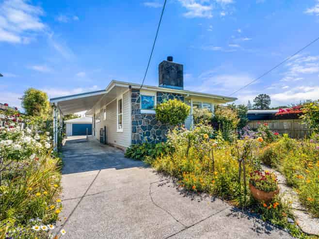 59 Seacliffe Avenue, Belmont