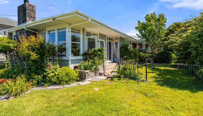 59 Seacliffe Avenue, Belmont