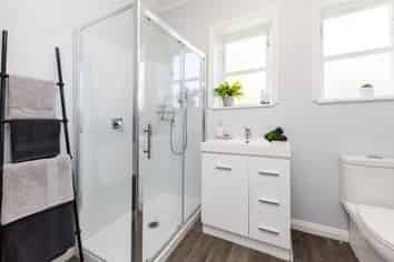 10 Mansford Place , West End