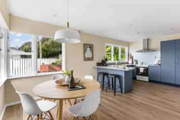 45 Bracken Road, Paparangi