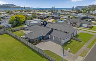 16 Park Lane, Whitianga