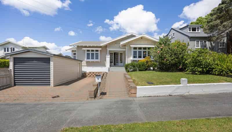 6 Admiral Beatty Avenue, Mount Roskill