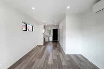 6/35 Crawford Avenue, Mangere Bridge