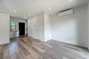 6/35 Crawford Avenue, Mangere Bridge