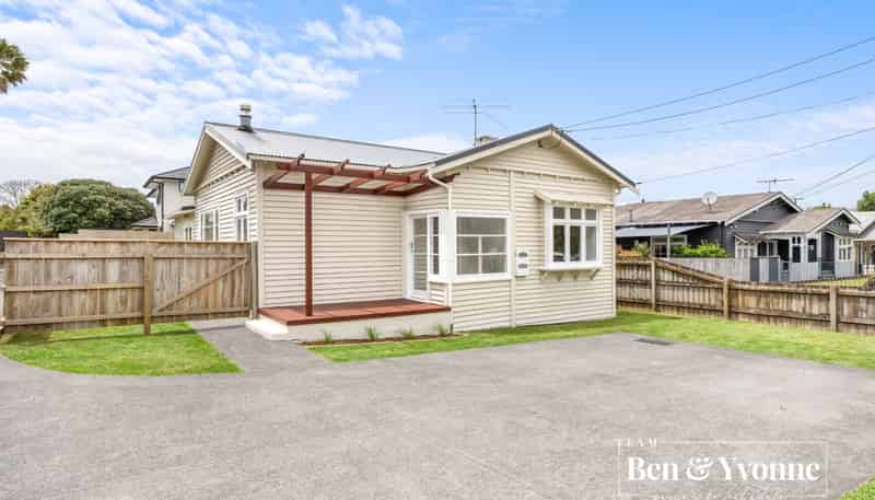 10 Meadow Street, Mount Wellington