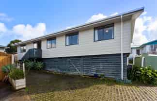 28a Japonica Drive, Beach Haven