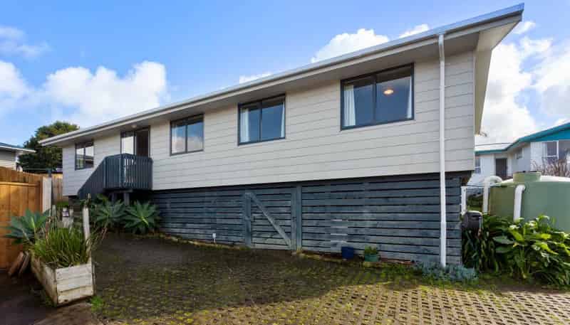 28a Japonica Drive, Beach Haven