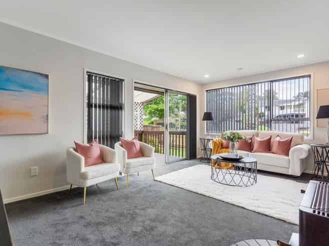 16 Staincross Street, Green Bay