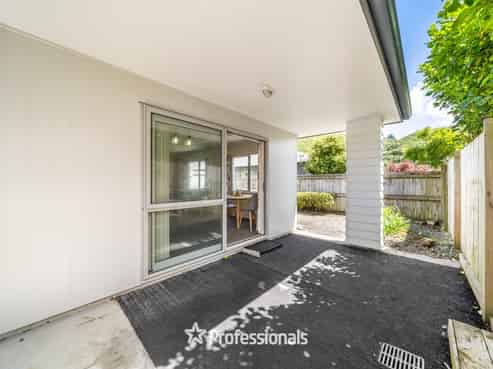 15 Te Toru Street, Taita