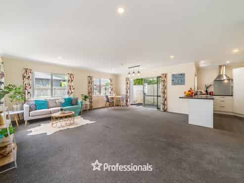 15 Te Toru Street, Taita